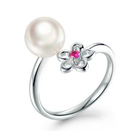 Bague fleur. Or blanc, perle Akoya et saphir rose