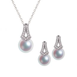 Pendentif et Boucles Michiko. Perles Akoya, Or blanc, diamants