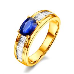 Bague contraste Saphir et Diamants taille émeraude. Or jaune 18