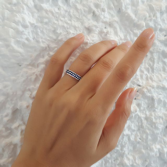 Bague Saphirs en rivière - Or blanc 18 carats