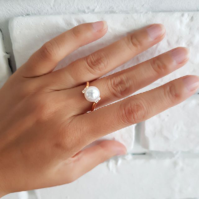 Bague ondulée solitaire - Or jaune, diamants - Perle blanche culture