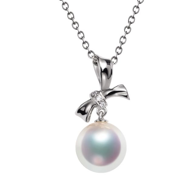 Pendentif Noeud avec ganse. Perle Akoya, Or blanc, Diamants