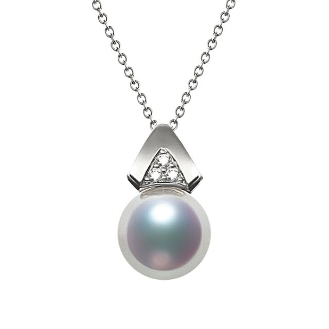 Pendentif triangulaire perle Akoya du Japon, Or blanc et diamants 