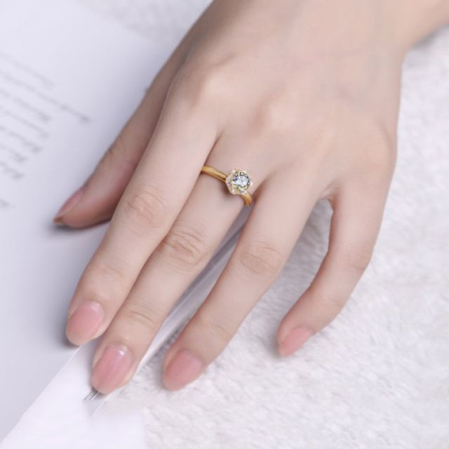 Solitaire Captivante Renoncule - Bague Diamanté & Or Jaune | Gemperles