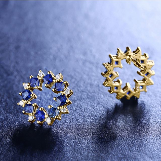 Boucle d oreille fleur de bleuet - Saphir, diamant, or jaune