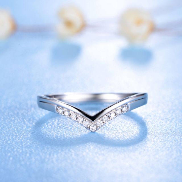 Bague Solitaire Accompagné Wonder Woman -  Bague de Fiançailles Platine | Gemperles