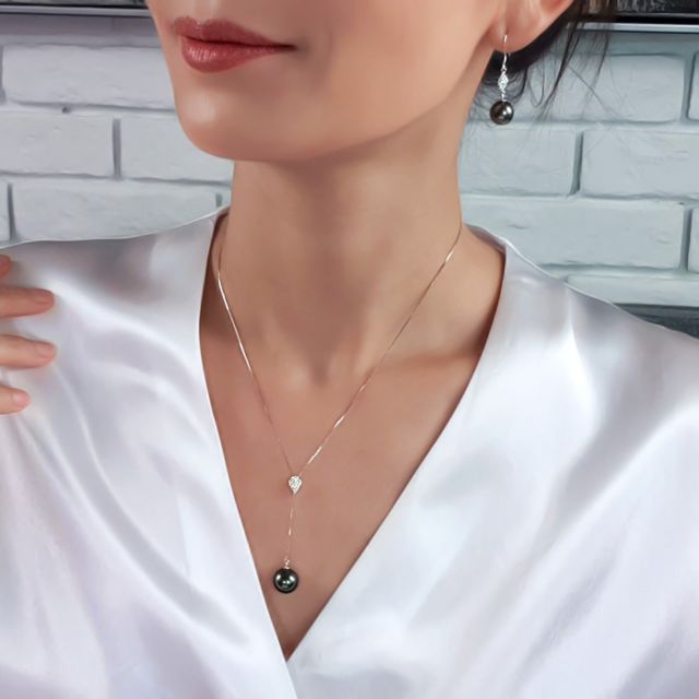 Collier pendentif or blanc et perle de Tahiti - Pendant nacré