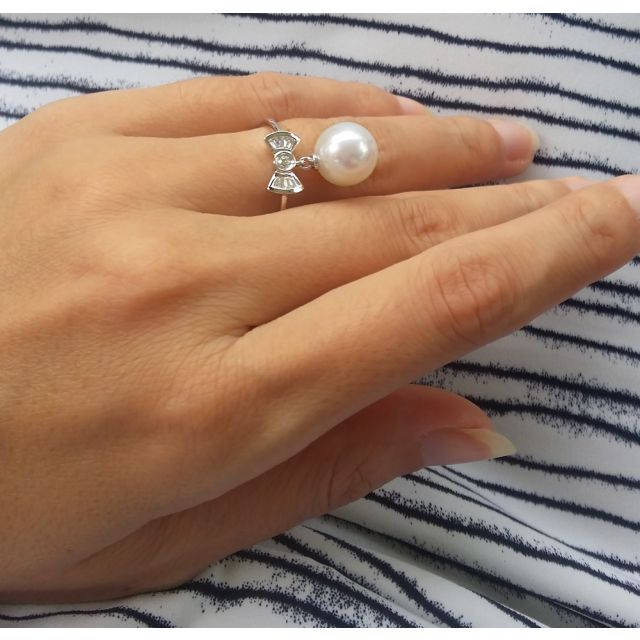 Bague noeud papillon - Or blanc, diamants, perle de culture