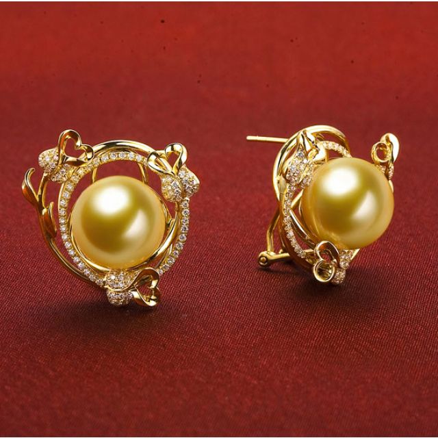 Boucles oreilles la Vie en Rose. Perles mers du Sud gold