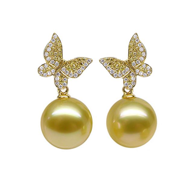 Pendants d'oreilles Papillon. Or jaune, Perle d'Australie dorée, Diamants