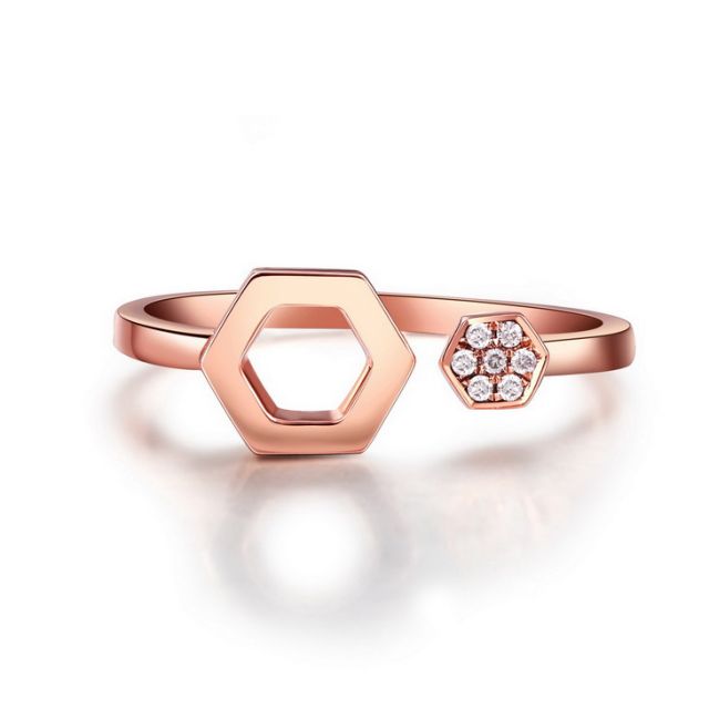 Bague ouverte hexagone. Or rose 18cts, diamants 0.030ct