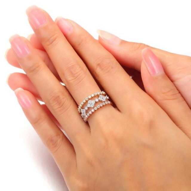 Bague 3 anneaux or jaune, blanc et rose. Myriade diamants | Classic Three Light