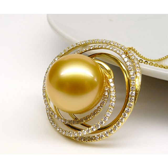 Bague pendentif Or jaune, diamants, perle d'Australie dorée