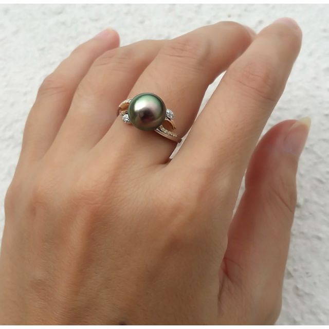 Bague deux ors - Perle de Tahiti noire, paon - Diamants