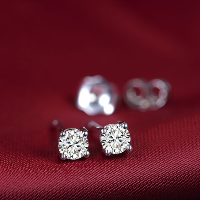 Puces diamants 0.20ct. Or blanc - Carat personnalisable