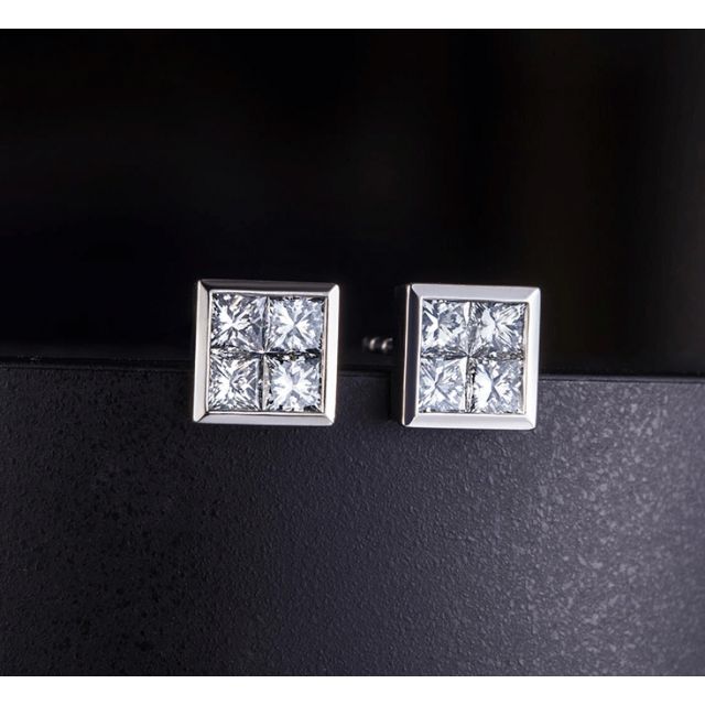 Boucles puces diamants princesse 0.40ct. Or blanc. Personnalisable