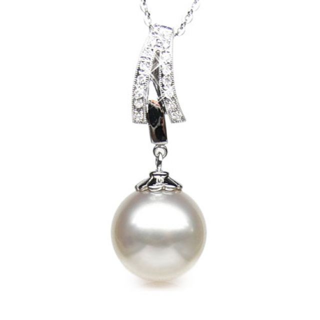 Pendentif or et diamants - Perle d'Australie blanche - or blanc