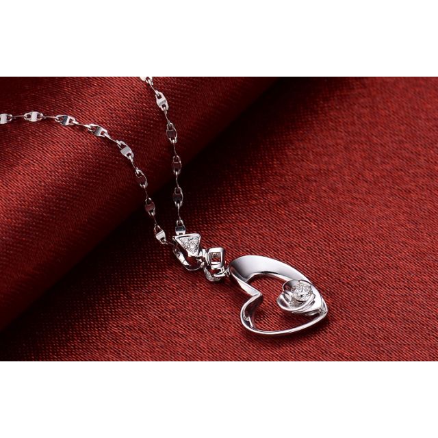 Pendentif Coeur de Rose - Diamants, or blanc