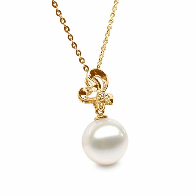 Pendentif fleur sauvage or jaune - Perle d'eau douce et diamant