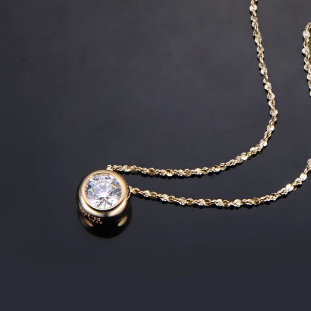 Pendentif solitaire en diamant 0.25ct - Collier or jaune 750/1000