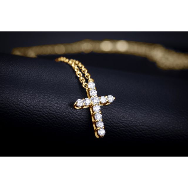 Pendentif religieux forme croix Or jaune, Diamants