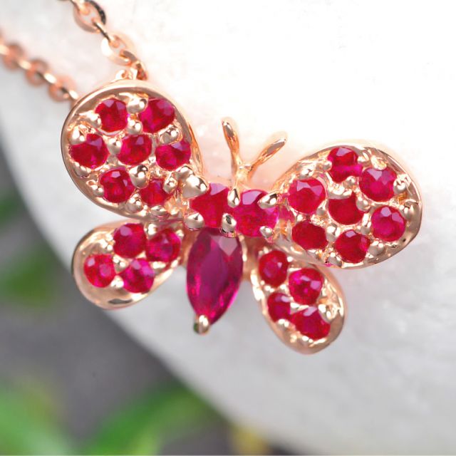 Pendentif papillon or rose - Rubis de Birmanie