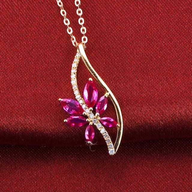 Fleur grimpante  - Pendentif rubis fleur grimpante - Or rose 18cts - Tige diamantée