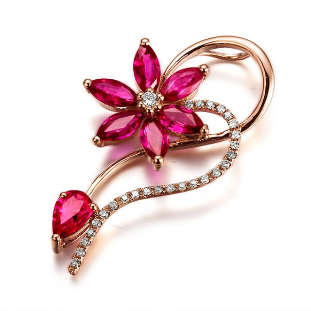 Pendentif Fleur en or rose -  Rubis et diamants sertis