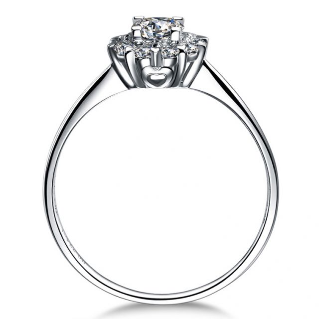 Solitaire bague or blanc - Coeur caillouté - Pavage diamants 0.33ct