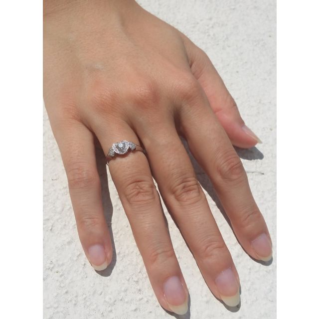 Bague Solitaire Coeurs Splendides - Platine & Diamants | Gemperles