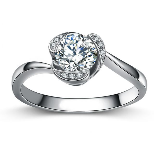 Bague Solitaire Délicatesse Or Blanc 18cts - Forme Coeur - Diamants | Gemperles