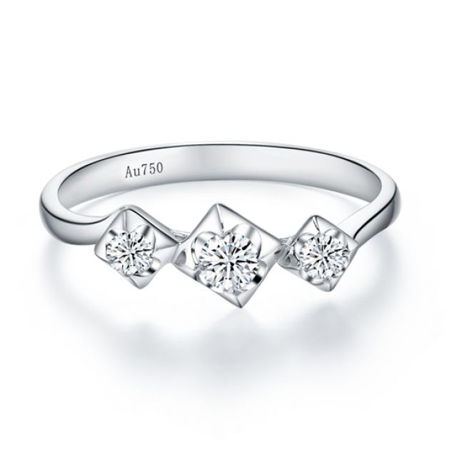 Bague de fiançailles trilogie en or blanc - 3 diamants 0.20ct