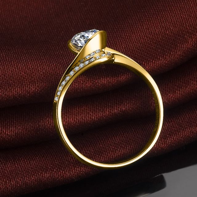 Bague Solitaire Or Jaune, Diamants 0.42ct - Baudelaire, A une Madone | Gemperles