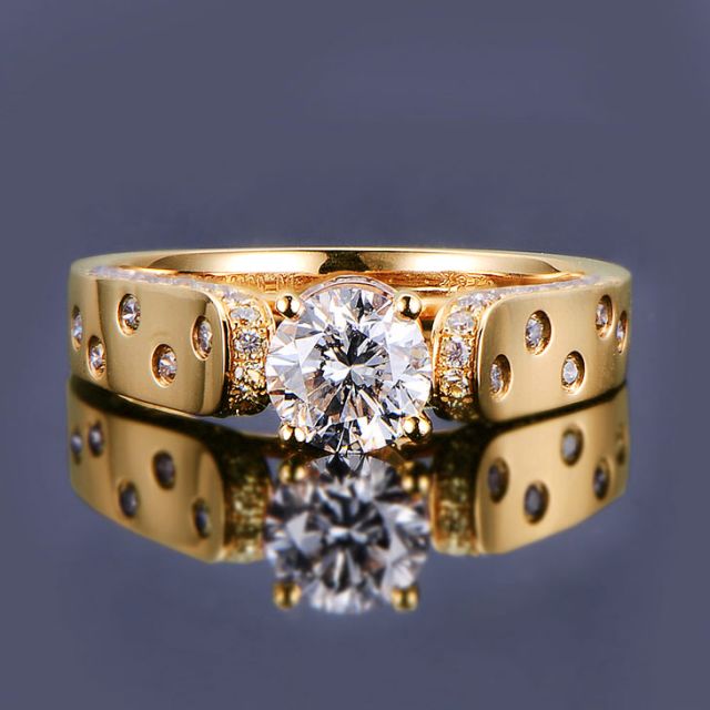 Bague Fiançaille Solitaire Or jaune. Diamants 0.80ct