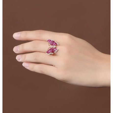 Bague Papillon argent. Rubis Birmanie, Or rose et diamants