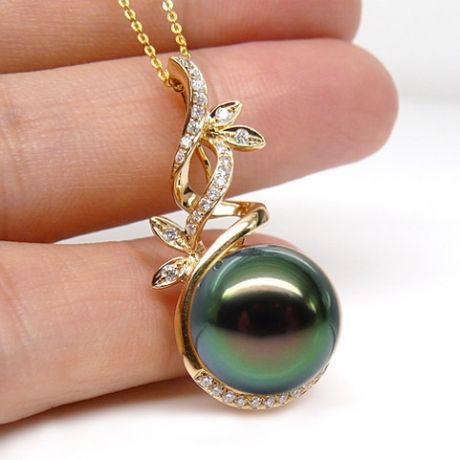 Pendentif Nature. Branche, feuillage. Perle de Tahiti, Or jaune