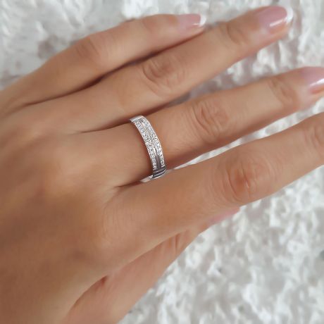 Alliance biseautée femme -  pavage Diamants Platine