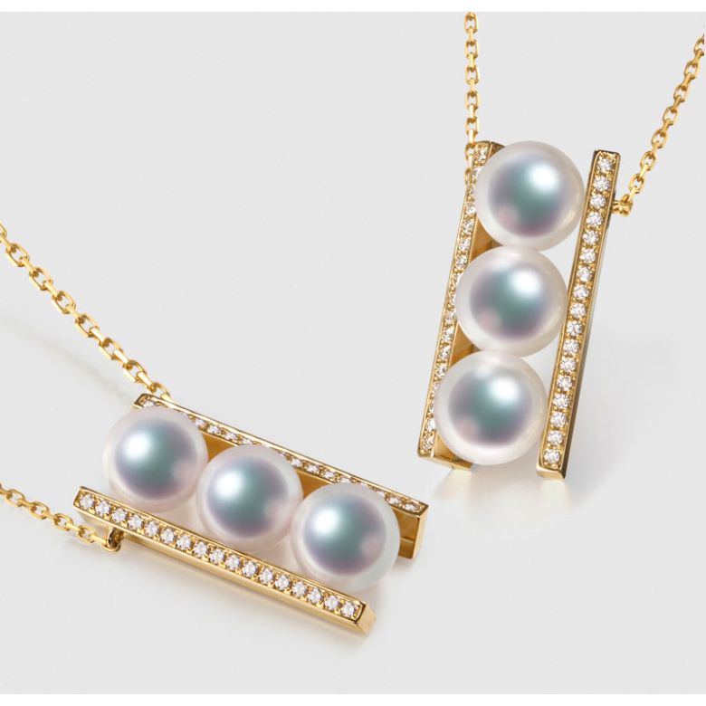 Pendentif 3 perles Akoya. Barettes or jaune sertis diamants. Otohiko - 3