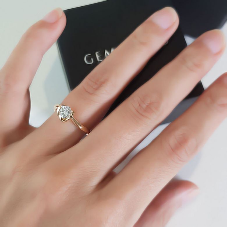 Bague Solitaire Coeur Majestueux - Or Jaune & Diamant | Gemperles - 5