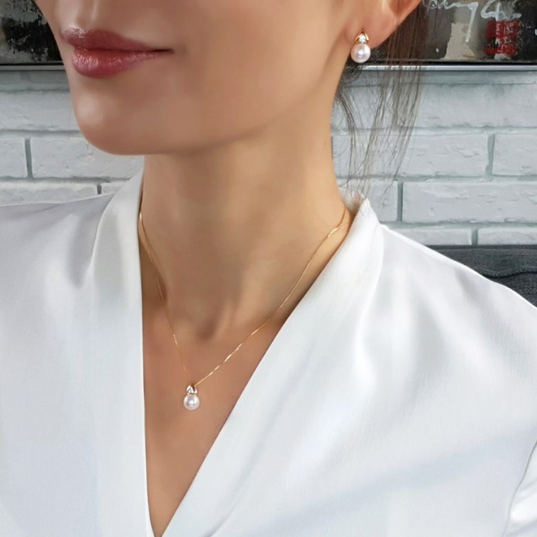 Boucles oreilles triangulaires. Perles Akoya Japon, Or jaune, Diamants - 9