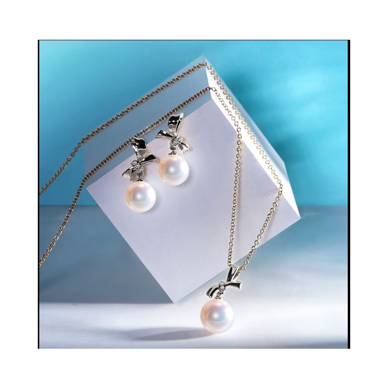Pendentif Noeud avec ganse. Perle Akoya, Or blanc, Diamants - 8