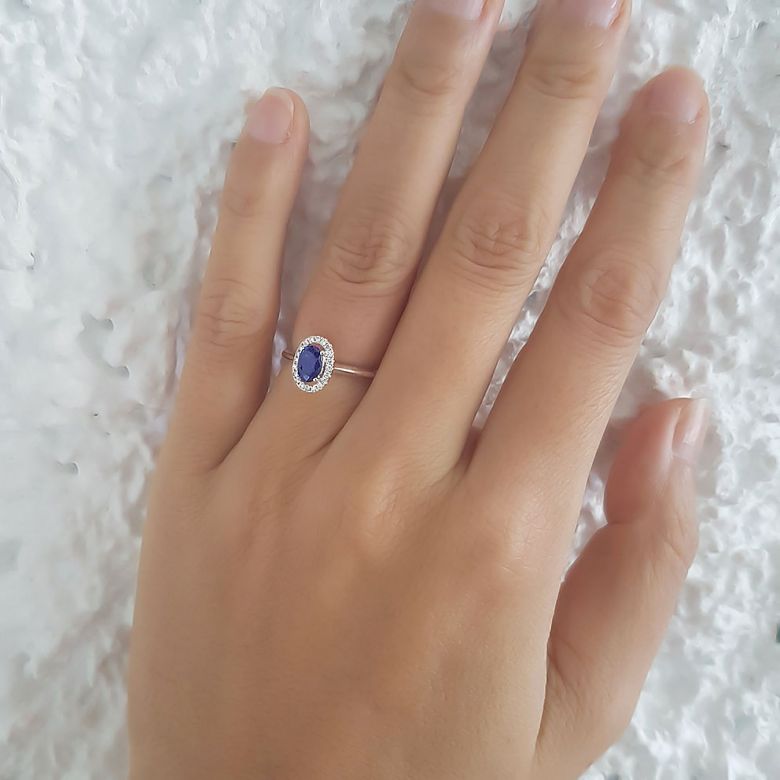 Bague or blanc saphir. Pavage diamants. Persée - 10