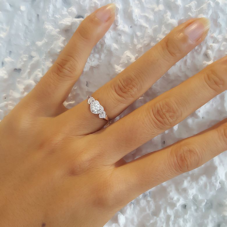 Bague Solitaire Coeurs Splendides - Platine & Diamants | Gemperles - 2