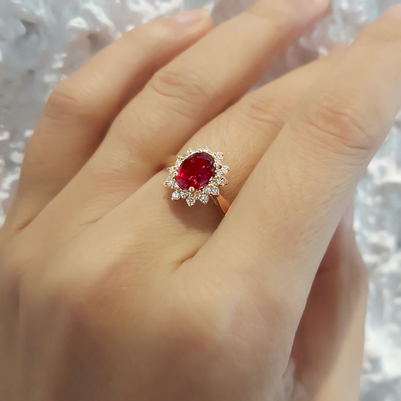 Bague rubis Or jaune. Double pavage diamants. Inspiration florale - 2