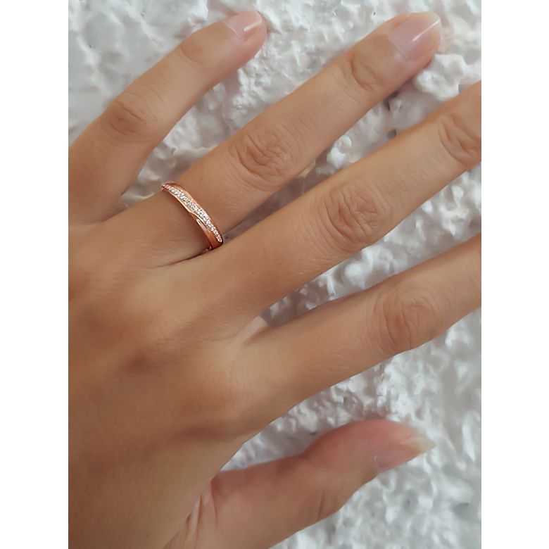 Alliance Or rose 18cts, diamants. Sertissage formant une ondulation | Aurelia - 4