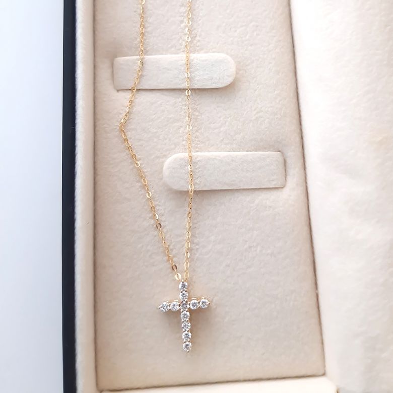 Pendentif religieux forme croix Or jaune, Diamants - 8