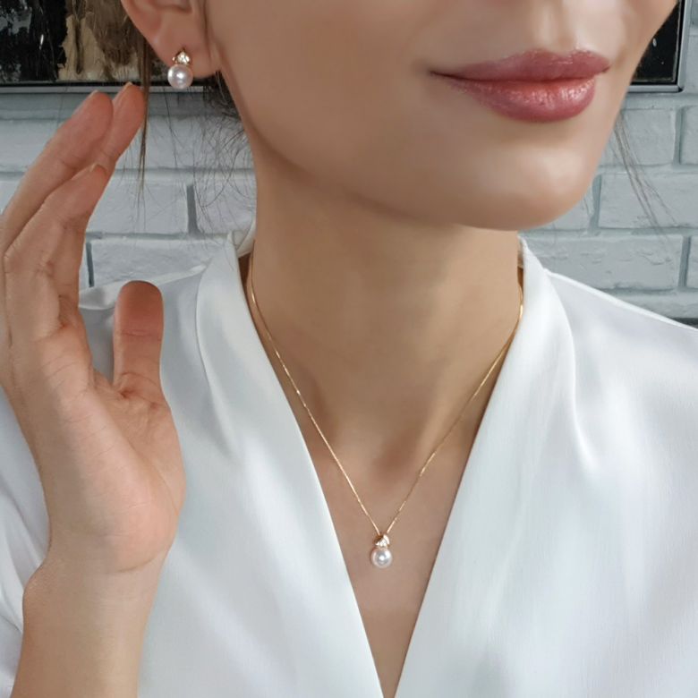 Boucles oreilles triangulaires. Perles Akoya Japon, Or jaune, Diamants - 10