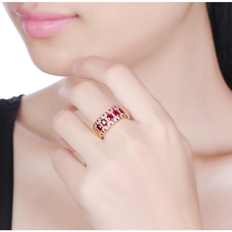 Bague Orientale à Paris. Or jaune, Rubis et diamants - 2