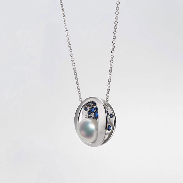 Pendentif constellation seiza I Perle Akoya, diamant, saphir, or blanc - 6