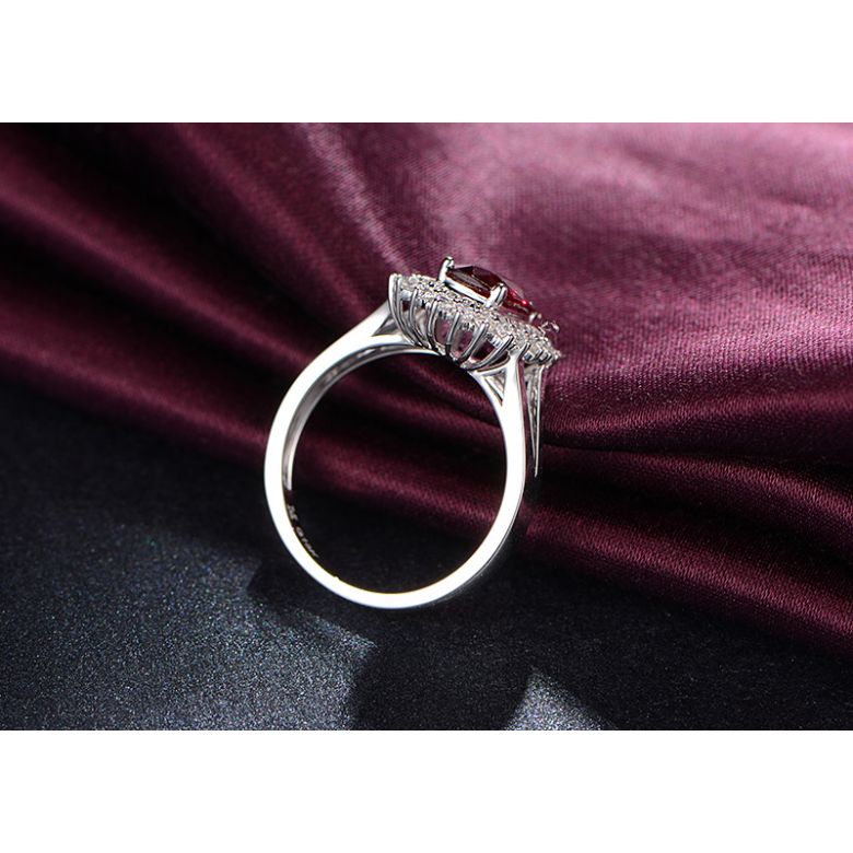 Bague rubis sertie d'une double rangée de diamants. Or blanc - 6